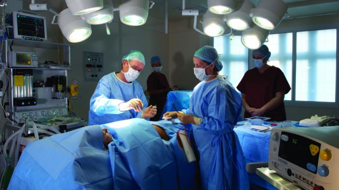 20140610_113107_operasi-bedah-surgery