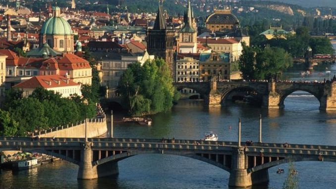 jerman-keluarkan-peringatan-perjalanan-untuk-jenewa-dan-praha_43
