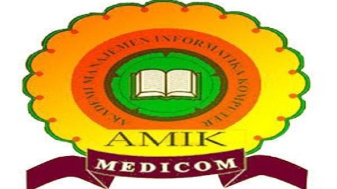 Akademi Informatika Dan Komputer Medicom (1)