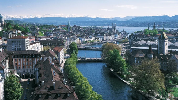 Limmat-River-Zurich-Switz